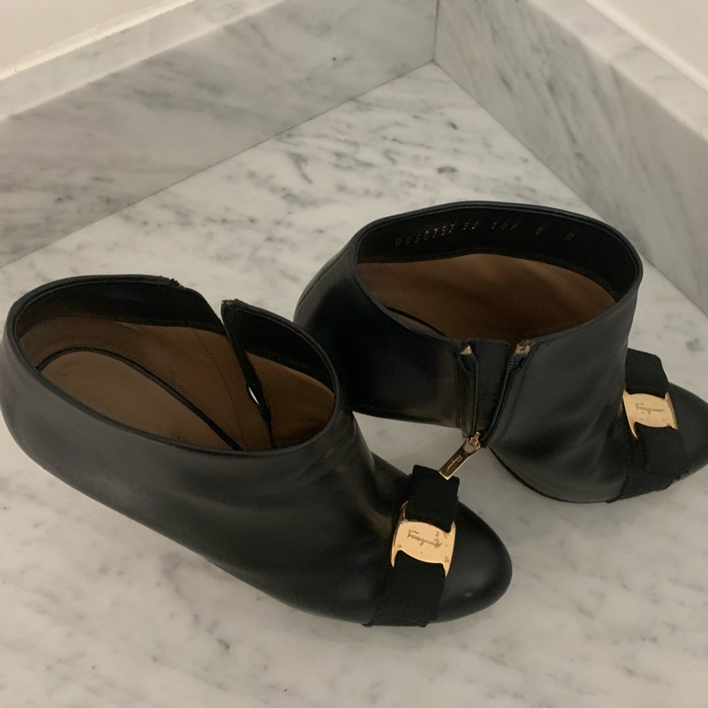 Shoe - Picture 5 of 5